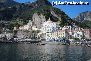 [P24] Amalfi este centrul istoric al coastei de la care și-a luat și numele, este un oraș mic care se poate vizita într-o după-amiază.  » foto by gettutza
 - 
<span class="allrVoted glyphicon glyphicon-heart hidden" id="av496029"></span>
<a class="m-l-10 hidden" id="sv496029" onclick="voting_Foto_DelVot(,496029,17505)" role="button">șterge vot <span class="glyphicon glyphicon-remove"></span></a>
<a id="v9496029" class=" c-red"  onclick="voting_Foto_SetVot(496029)" role="button"><span class="glyphicon glyphicon-heart-empty"></span> <b>LIKE</b> = Votează poza</a> <img class="hidden"  id="f496029W9" src="/imagini/loader.gif" border="0" /><span class="AjErrMes hidden" id="e496029ErM"></span>