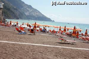 [P05] Plaja din Positano în imediata apropiere a portului Marina Grand.  » foto by gettutza
 - 
<span class="allrVoted glyphicon glyphicon-heart hidden" id="av496010"></span>
<a class="m-l-10 hidden" id="sv496010" onclick="voting_Foto_DelVot(,496010,17505)" role="button">șterge vot <span class="glyphicon glyphicon-remove"></span></a>
<a id="v9496010" class=" c-red"  onclick="voting_Foto_SetVot(496010)" role="button"><span class="glyphicon glyphicon-heart-empty"></span> <b>LIKE</b> = Votează poza</a> <img class="hidden"  id="f496010W9" src="/imagini/loader.gif" border="0" /><span class="AjErrMes hidden" id="e496010ErM"></span>