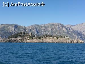[P51] Pe mare, între Sorrento și Positano » foto by crismis
 - 
<span class="allrVoted glyphicon glyphicon-heart hidden" id="av961214"></span>
<a class="m-l-10 hidden" id="sv961214" onclick="voting_Foto_DelVot(,961214,17505)" role="button">șterge vot <span class="glyphicon glyphicon-remove"></span></a>
<a id="v9961214" class=" c-red"  onclick="voting_Foto_SetVot(961214)" role="button"><span class="glyphicon glyphicon-heart-empty"></span> <b>LIKE</b> = Votează poza</a> <img class="hidden"  id="f961214W9" src="/imagini/loader.gif" border="0" /><span class="AjErrMes hidden" id="e961214ErM"></span>