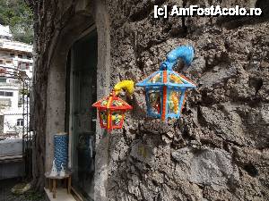 [P28] Ornamente la intrarea unei case - Positano » foto by BOGDAN DSN
 - 
<span class="allrVoted glyphicon glyphicon-heart hidden" id="av505174"></span>
<a class="m-l-10 hidden" id="sv505174" onclick="voting_Foto_DelVot(,505174,17505)" role="button">șterge vot <span class="glyphicon glyphicon-remove"></span></a>
<a id="v9505174" class=" c-red"  onclick="voting_Foto_SetVot(505174)" role="button"><span class="glyphicon glyphicon-heart-empty"></span> <b>LIKE</b> = Votează poza</a> <img class="hidden"  id="f505174W9" src="/imagini/loader.gif" border="0" /><span class="AjErrMes hidden" id="e505174ErM"></span>