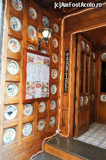 [P40] O intrare in restaurant interesanta » foto by grigo*
 - 
<span class="allrVoted glyphicon glyphicon-heart hidden" id="av418835"></span>
<a class="m-l-10 hidden" id="sv418835" onclick="voting_Foto_DelVot(,418835,17505)" role="button">șterge vot <span class="glyphicon glyphicon-remove"></span></a>
<a id="v9418835" class=" c-red"  onclick="voting_Foto_SetVot(418835)" role="button"><span class="glyphicon glyphicon-heart-empty"></span> <b>LIKE</b> = Votează poza</a> <img class="hidden"  id="f418835W9" src="/imagini/loader.gif" border="0" /><span class="AjErrMes hidden" id="e418835ErM"></span>
