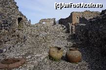[P05] Pompei...  » foto by grigo*
 - 
<span class="allrVoted glyphicon glyphicon-heart hidden" id="av418796"></span>
<a class="m-l-10 hidden" id="sv418796" onclick="voting_Foto_DelVot(,418796,17505)" role="button">șterge vot <span class="glyphicon glyphicon-remove"></span></a>
<a id="v9418796" class=" c-red"  onclick="voting_Foto_SetVot(418796)" role="button"><span class="glyphicon glyphicon-heart-empty"></span> <b>LIKE</b> = Votează poza</a> <img class="hidden"  id="f418796W9" src="/imagini/loader.gif" border="0" /><span class="AjErrMes hidden" id="e418796ErM"></span>