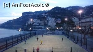 [P32] Faleza din Maiori, alta localitate care mi-a placut mult.  » foto by Aurici
 - 
<span class="allrVoted glyphicon glyphicon-heart hidden" id="av852066"></span>
<a class="m-l-10 hidden" id="sv852066" onclick="voting_Foto_DelVot(,852066,17505)" role="button">șterge vot <span class="glyphicon glyphicon-remove"></span></a>
<a id="v9852066" class=" c-red"  onclick="voting_Foto_SetVot(852066)" role="button"><span class="glyphicon glyphicon-heart-empty"></span> <b>LIKE</b> = Votează poza</a> <img class="hidden"  id="f852066W9" src="/imagini/loader.gif" border="0" /><span class="AjErrMes hidden" id="e852066ErM"></span>