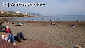 [P40] Plaja de nisip din Salerno.  » foto by Aurici
 - 
<span class="allrVoted glyphicon glyphicon-heart hidden" id="av852074"></span>
<a class="m-l-10 hidden" id="sv852074" onclick="voting_Foto_DelVot(,852074,17505)" role="button">șterge vot <span class="glyphicon glyphicon-remove"></span></a>
<a id="v9852074" class=" c-red"  onclick="voting_Foto_SetVot(852074)" role="button"><span class="glyphicon glyphicon-heart-empty"></span> <b>LIKE</b> = Votează poza</a> <img class="hidden"  id="f852074W9" src="/imagini/loader.gif" border="0" /><span class="AjErrMes hidden" id="e852074ErM"></span>