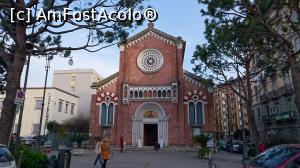[P43] Biserica Sacro Cuore du Gesu din Salerno.  » foto by Aurici
 - 
<span class="allrVoted glyphicon glyphicon-heart hidden" id="av852077"></span>
<a class="m-l-10 hidden" id="sv852077" onclick="voting_Foto_DelVot(,852077,17505)" role="button">șterge vot <span class="glyphicon glyphicon-remove"></span></a>
<a id="v9852077" class=" c-red"  onclick="voting_Foto_SetVot(852077)" role="button"><span class="glyphicon glyphicon-heart-empty"></span> <b>LIKE</b> = Votează poza</a> <img class="hidden"  id="f852077W9" src="/imagini/loader.gif" border="0" /><span class="AjErrMes hidden" id="e852077ErM"></span>