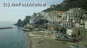 [P14] Plaja din Atrani si Atrani. Cam asta este tot.  » foto by Aurici
 - 
<span class="allrVoted glyphicon glyphicon-heart hidden" id="av852895"></span>
<a class="m-l-10 hidden" id="sv852895" onclick="voting_Foto_DelVot(,852895,17505)" role="button">șterge vot <span class="glyphicon glyphicon-remove"></span></a>
<a id="v9852895" class=" c-red"  onclick="voting_Foto_SetVot(852895)" role="button"><span class="glyphicon glyphicon-heart-empty"></span> <b>LIKE</b> = Votează poza</a> <img class="hidden"  id="f852895W9" src="/imagini/loader.gif" border="0" /><span class="AjErrMes hidden" id="e852895ErM"></span>