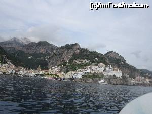 [P12] Spre muntii Latari si Ravello (imagine de pe mare)  » foto by bica adriana
 - 
<span class="allrVoted glyphicon glyphicon-heart hidden" id="av695219"></span>
<a class="m-l-10 hidden" id="sv695219" onclick="voting_Foto_DelVot(,695219,17505)" role="button">șterge vot <span class="glyphicon glyphicon-remove"></span></a>
<a id="v9695219" class=" c-red"  onclick="voting_Foto_SetVot(695219)" role="button"><span class="glyphicon glyphicon-heart-empty"></span> <b>LIKE</b> = Votează poza</a> <img class="hidden"  id="f695219W9" src="/imagini/loader.gif" border="0" /><span class="AjErrMes hidden" id="e695219ErM"></span>