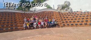 [P19] Amfiteatrul dr. Michele Siani și grupul de turiști » foto by Mitica49
 - 
<span class="allrVoted glyphicon glyphicon-heart hidden" id="av1414119"></span>
<a class="m-l-10 hidden" id="sv1414119" onclick="voting_Foto_DelVot(,1414119,17505)" role="button">șterge vot <span class="glyphicon glyphicon-remove"></span></a>
<a id="v91414119" class=" c-red"  onclick="voting_Foto_SetVot(1414119)" role="button"><span class="glyphicon glyphicon-heart-empty"></span> <b>LIKE</b> = Votează poza</a> <img class="hidden"  id="f1414119W9" src="/imagini/loader.gif" border="0" /><span class="AjErrMes hidden" id="e1414119ErM"></span>