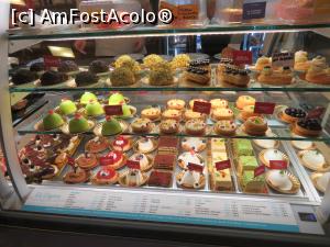 [P20] patiserie in Positano! interzis pofticiosilor » foto by indiralisa_26
 - 
<span class="allrVoted glyphicon glyphicon-heart hidden" id="av1102161"></span>
<a class="m-l-10 hidden" id="sv1102161" onclick="voting_Foto_DelVot(,1102161,17505)" role="button">șterge vot <span class="glyphicon glyphicon-remove"></span></a>
<a id="v91102161" class=" c-red"  onclick="voting_Foto_SetVot(1102161)" role="button"><span class="glyphicon glyphicon-heart-empty"></span> <b>LIKE</b> = Votează poza</a> <img class="hidden"  id="f1102161W9" src="/imagini/loader.gif" border="0" /><span class="AjErrMes hidden" id="e1102161ErM"></span>