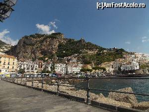 [P06] Faleza Amalfi » foto by alehandra_dada
 - 
<span class="allrVoted glyphicon glyphicon-heart hidden" id="av558533"></span>
<a class="m-l-10 hidden" id="sv558533" onclick="voting_Foto_DelVot(,558533,17505)" role="button">șterge vot <span class="glyphicon glyphicon-remove"></span></a>
<a id="v9558533" class=" c-red"  onclick="voting_Foto_SetVot(558533)" role="button"><span class="glyphicon glyphicon-heart-empty"></span> <b>LIKE</b> = Votează poza</a> <img class="hidden"  id="f558533W9" src="/imagini/loader.gif" border="0" /><span class="AjErrMes hidden" id="e558533ErM"></span>