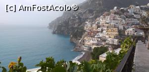 [P01] Positano, imediat ce am pus piciorul în orăşel » foto by irinad
 - 
<span class="allrVoted glyphicon glyphicon-heart hidden" id="av1156050"></span>
<a class="m-l-10 hidden" id="sv1156050" onclick="voting_Foto_DelVot(,1156050,17505)" role="button">șterge vot <span class="glyphicon glyphicon-remove"></span></a>
<a id="v91156050" class=" c-red"  onclick="voting_Foto_SetVot(1156050)" role="button"><span class="glyphicon glyphicon-heart-empty"></span> <b>LIKE</b> = Votează poza</a> <img class="hidden"  id="f1156050W9" src="/imagini/loader.gif" border="0" /><span class="AjErrMes hidden" id="e1156050ErM"></span>
