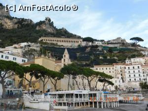 [P11] De pe plaja din Amalfi privind în sus, spre Cimitero Monumentale » foto by irinad
 - 
<span class="allrVoted glyphicon glyphicon-heart hidden" id="av1156060"></span>
<a class="m-l-10 hidden" id="sv1156060" onclick="voting_Foto_DelVot(,1156060,17505)" role="button">șterge vot <span class="glyphicon glyphicon-remove"></span></a>
<a id="v91156060" class=" c-red"  onclick="voting_Foto_SetVot(1156060)" role="button"><span class="glyphicon glyphicon-heart-empty"></span> <b>LIKE</b> = Votează poza</a> <img class="hidden"  id="f1156060W9" src="/imagini/loader.gif" border="0" /><span class="AjErrMes hidden" id="e1156060ErM"></span>