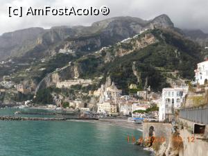 [P08] Amalfi văzut în timp ce veneam din Atrani » foto by irinad
 - 
<span class="allrVoted glyphicon glyphicon-heart hidden" id="av1156057"></span>
<a class="m-l-10 hidden" id="sv1156057" onclick="voting_Foto_DelVot(,1156057,17505)" role="button">șterge vot <span class="glyphicon glyphicon-remove"></span></a>
<a id="v91156057" class=" c-red"  onclick="voting_Foto_SetVot(1156057)" role="button"><span class="glyphicon glyphicon-heart-empty"></span> <b>LIKE</b> = Votează poza</a> <img class="hidden"  id="f1156057W9" src="/imagini/loader.gif" border="0" /><span class="AjErrMes hidden" id="e1156057ErM"></span>