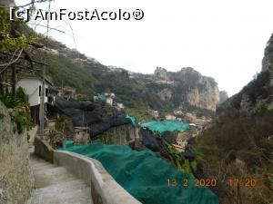 [P12] De pe traseul Valle delle Ferriere, lămâi cât vezi cu ochii, dar protejaţi de plase » foto by irinad
 - 
<span class="allrVoted glyphicon glyphicon-heart hidden" id="av1164072"></span>
<a class="m-l-10 hidden" id="sv1164072" onclick="voting_Foto_DelVot(,1164072,17505)" role="button">șterge vot <span class="glyphicon glyphicon-remove"></span></a>
<a id="v91164072" class=" c-red"  onclick="voting_Foto_SetVot(1164072)" role="button"><span class="glyphicon glyphicon-heart-empty"></span> <b>LIKE</b> = Votează poza</a> <img class="hidden"  id="f1164072W9" src="/imagini/loader.gif" border="0" /><span class="AjErrMes hidden" id="e1164072ErM"></span>