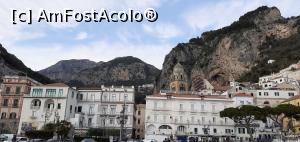 [P04] Amalfi şi clădirile situate la şoseaua principală SS163 » foto by irinad
 - 
<span class="allrVoted glyphicon glyphicon-heart hidden" id="av1164064"></span>
<a class="m-l-10 hidden" id="sv1164064" onclick="voting_Foto_DelVot(,1164064,17505)" role="button">șterge vot <span class="glyphicon glyphicon-remove"></span></a>
<a id="v91164064" class=" c-red"  onclick="voting_Foto_SetVot(1164064)" role="button"><span class="glyphicon glyphicon-heart-empty"></span> <b>LIKE</b> = Votează poza</a> <img class="hidden"  id="f1164064W9" src="/imagini/loader.gif" border="0" /><span class="AjErrMes hidden" id="e1164064ErM"></span>
