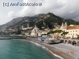 [P08] Privind dinspre Atrani către Amalfi » foto by irinad
 - 
<span class="allrVoted glyphicon glyphicon-heart hidden" id="av1164068"></span>
<a class="m-l-10 hidden" id="sv1164068" onclick="voting_Foto_DelVot(,1164068,17505)" role="button">șterge vot <span class="glyphicon glyphicon-remove"></span></a>
<a id="v91164068" class=" c-red"  onclick="voting_Foto_SetVot(1164068)" role="button"><span class="glyphicon glyphicon-heart-empty"></span> <b>LIKE</b> = Votează poza</a> <img class="hidden"  id="f1164068W9" src="/imagini/loader.gif" border="0" /><span class="AjErrMes hidden" id="e1164068ErM"></span>
