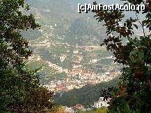 [P39] vedere din Ravello spre Maiori » foto by claudiu 71
 - 
<span class="allrVoted glyphicon glyphicon-heart hidden" id="av485401"></span>
<a class="m-l-10 hidden" id="sv485401" onclick="voting_Foto_DelVot(,485401,17505)" role="button">șterge vot <span class="glyphicon glyphicon-remove"></span></a>
<a id="v9485401" class=" c-red"  onclick="voting_Foto_SetVot(485401)" role="button"><span class="glyphicon glyphicon-heart-empty"></span> <b>LIKE</b> = Votează poza</a> <img class="hidden"  id="f485401W9" src="/imagini/loader.gif" border="0" /><span class="AjErrMes hidden" id="e485401ErM"></span>