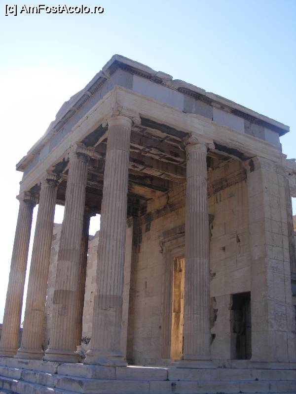 [P05] Acropole, orasul de sus si Templul Atenei, zeita frumusetii la greci » foto by eusiatat
 - 
<span class="allrVoted glyphicon glyphicon-heart hidden" id="av746340"></span>
<a class="m-l-10 hidden" id="sv746340" onclick="voting_Foto_DelVot(,746340,17509)" role="button">șterge vot <span class="glyphicon glyphicon-remove"></span></a>
<a id="v9746340" class=" c-red"  onclick="voting_Foto_SetVot(746340)" role="button"><span class="glyphicon glyphicon-heart-empty"></span> <b>LIKE</b> = Votează poza</a> <img class="hidden"  id="f746340W9" src="/imagini/loader.gif" border="0" /><span class="AjErrMes hidden" id="e746340ErM"></span>