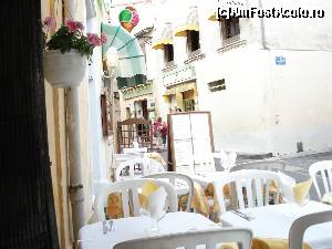 [P02] Arles - restaurant lângă Arene » foto by Carmen Ion
 - 
<span class="allrVoted glyphicon glyphicon-heart hidden" id="av561852"></span>
<a class="m-l-10 hidden" id="sv561852" onclick="voting_Foto_DelVot(,561852,17531)" role="button">șterge vot <span class="glyphicon glyphicon-remove"></span></a>
<a id="v9561852" class=" c-red"  onclick="voting_Foto_SetVot(561852)" role="button"><span class="glyphicon glyphicon-heart-empty"></span> <b>LIKE</b> = Votează poza</a> <img class="hidden"  id="f561852W9" src="/imagini/loader.gif" border="0" /><span class="AjErrMes hidden" id="e561852ErM"></span>