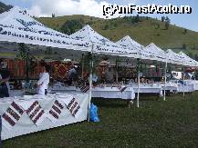 [P05] Diverse pensiuni care isi prezentau pastravul,pregatit cum au stiut ei mai bine. » foto by trandafir 1970*
 - 
<span class="allrVoted glyphicon glyphicon-heart hidden" id="av32598"></span>
<a class="m-l-10 hidden" id="sv32598" onclick="voting_Foto_DelVot(,32598,17554)" role="button">șterge vot <span class="glyphicon glyphicon-remove"></span></a>
<a id="v932598" class=" c-red"  onclick="voting_Foto_SetVot(32598)" role="button"><span class="glyphicon glyphicon-heart-empty"></span> <b>LIKE</b> = Votează poza</a> <img class="hidden"  id="f32598W9" src="/imagini/loader.gif" border="0" /><span class="AjErrMes hidden" id="e32598ErM"></span>