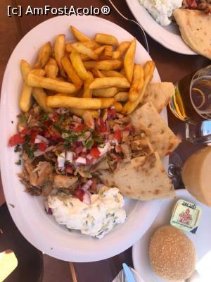 [P03] Gyros de la terasa hotelului. foarte buna. » foto by torque
 - 
<span class="allrVoted glyphicon glyphicon-heart hidden" id="av1220220"></span>
<a class="m-l-10 hidden" id="sv1220220" onclick="voting_Foto_DelVot(,1220220,17581)" role="button">șterge vot <span class="glyphicon glyphicon-remove"></span></a>
<a id="v91220220" class=" c-red"  onclick="voting_Foto_SetVot(1220220)" role="button"><span class="glyphicon glyphicon-heart-empty"></span> <b>LIKE</b> = Votează poza</a> <img class="hidden"  id="f1220220W9" src="/imagini/loader.gif" border="0" /><span class="AjErrMes hidden" id="e1220220ErM"></span>