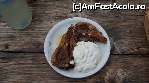 [P01] meniu la taverna lui Kostas in satul castro- miel cu sos tsaztki » foto by adutza_ghiocel
 - 
<span class="allrVoted glyphicon glyphicon-heart hidden" id="av681485"></span>
<a class="m-l-10 hidden" id="sv681485" onclick="voting_Foto_DelVot(,681485,17583)" role="button">șterge vot <span class="glyphicon glyphicon-remove"></span></a>
<a id="v9681485" class=" c-red"  onclick="voting_Foto_SetVot(681485)" role="button"><span class="glyphicon glyphicon-heart-empty"></span> <b>LIKE</b> = Votează poza</a> <img class="hidden"  id="f681485W9" src="/imagini/loader.gif" border="0" /><span class="AjErrMes hidden" id="e681485ErM"></span>