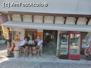 [P23] iaurt și covrigi la <i>Panneteria</i> » foto by zapacitu
 - 
<span class="allrVoted glyphicon glyphicon-heart hidden" id="av1323464"></span>
<a class="m-l-10 hidden" id="sv1323464" onclick="voting_Foto_DelVot(,1323464,17592)" role="button">șterge vot <span class="glyphicon glyphicon-remove"></span></a>
<a id="v91323464" class=" c-red"  onclick="voting_Foto_SetVot(1323464)" role="button"><span class="glyphicon glyphicon-heart-empty"></span> <b>LIKE</b> = Votează poza</a> <img class="hidden"  id="f1323464W9" src="/imagini/loader.gif" border="0" /><span class="AjErrMes hidden" id="e1323464ErM"></span>