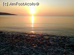 [P02] Scala Potamia. Dimineata-mi strica somnul un soare feeric. Azi, plecam la Panagia.  » foto by dorgo
 - 
<span class="allrVoted glyphicon glyphicon-heart hidden" id="av814280"></span>
<a class="m-l-10 hidden" id="sv814280" onclick="voting_Foto_DelVot(,814280,17592)" role="button">șterge vot <span class="glyphicon glyphicon-remove"></span></a>
<a id="v9814280" class=" c-red"  onclick="voting_Foto_SetVot(814280)" role="button"><span class="glyphicon glyphicon-heart-empty"></span> <b>LIKE</b> = Votează poza</a> <img class="hidden"  id="f814280W9" src="/imagini/loader.gif" border="0" /><span class="AjErrMes hidden" id="e814280ErM"></span>