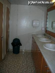 [P06] Men's room - arata destul de civilizat » foto by ionescunic
 - 
<span class="allrVoted glyphicon glyphicon-heart hidden" id="av80423"></span>
<a class="m-l-10 hidden" id="sv80423" onclick="voting_Foto_DelVot(,80423,17593)" role="button">șterge vot <span class="glyphicon glyphicon-remove"></span></a>
<a id="v980423" class=" c-red"  onclick="voting_Foto_SetVot(80423)" role="button"><span class="glyphicon glyphicon-heart-empty"></span> <b>LIKE</b> = Votează poza</a> <img class="hidden"  id="f80423W9" src="/imagini/loader.gif" border="0" /><span class="AjErrMes hidden" id="e80423ErM"></span>