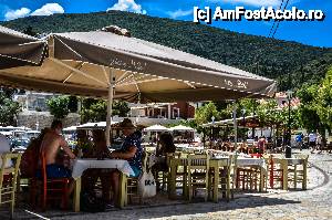 [P23] Taverne pe malul apei in portul Kioni, insula Itaka » foto by Muffin2009*
 - 
<span class="allrVoted glyphicon glyphicon-heart hidden" id="av440849"></span>
<a class="m-l-10 hidden" id="sv440849" onclick="voting_Foto_DelVot(,440849,17593)" role="button">șterge vot <span class="glyphicon glyphicon-remove"></span></a>
<a id="v9440849" class=" c-red"  onclick="voting_Foto_SetVot(440849)" role="button"><span class="glyphicon glyphicon-heart-empty"></span> <b>LIKE</b> = Votează poza</a> <img class="hidden"  id="f440849W9" src="/imagini/loader.gif" border="0" /><span class="AjErrMes hidden" id="e440849ErM"></span>