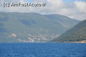 [P04] Golful şi satul Vasiliki văzute de pe nava de croazieră Makedonia Palace. Insula Lefkada, Grecia.  » foto by traian.leuca †
 - 
<span class="allrVoted glyphicon glyphicon-heart hidden" id="av1056786"></span>
<a class="m-l-10 hidden" id="sv1056786" onclick="voting_Foto_DelVot(,1056786,17593)" role="button">șterge vot <span class="glyphicon glyphicon-remove"></span></a>
<a id="v91056786" class=" c-red"  onclick="voting_Foto_SetVot(1056786)" role="button"><span class="glyphicon glyphicon-heart-empty"></span> <b>LIKE</b> = Votează poza</a> <img class="hidden"  id="f1056786W9" src="/imagini/loader.gif" border="0" /><span class="AjErrMes hidden" id="e1056786ErM"></span>