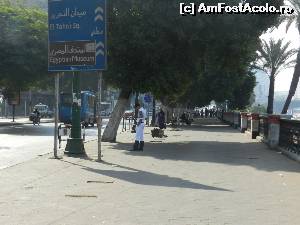 [P26] pe Corniche, in drum spre Tahrir. Un 'om al ordinii' in alb si cu cizme negre.  » foto by TraianS
 - 
<span class="allrVoted glyphicon glyphicon-heart hidden" id="av565893"></span>
<a class="m-l-10 hidden" id="sv565893" onclick="voting_Foto_DelVot(,565893,17628)" role="button">șterge vot <span class="glyphicon glyphicon-remove"></span></a>
<a id="v9565893" class=" c-red"  onclick="voting_Foto_SetVot(565893)" role="button"><span class="glyphicon glyphicon-heart-empty"></span> <b>LIKE</b> = Votează poza</a> <img class="hidden"  id="f565893W9" src="/imagini/loader.gif" border="0" /><span class="AjErrMes hidden" id="e565893ErM"></span>