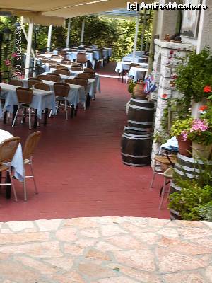 [P27] restaurantul Flisvos in interior-terasa » foto by FLOREA ADRIAN
 - 
<span class="allrVoted glyphicon glyphicon-heart hidden" id="av583871"></span>
<a class="m-l-10 hidden" id="sv583871" onclick="voting_Foto_DelVot(,583871,17638)" role="button">șterge vot <span class="glyphicon glyphicon-remove"></span></a>
<a id="v9583871" class=" c-red"  onclick="voting_Foto_SetVot(583871)" role="button"><span class="glyphicon glyphicon-heart-empty"></span> <b>LIKE</b> = Votează poza</a> <img class="hidden"  id="f583871W9" src="/imagini/loader.gif" border="0" /><span class="AjErrMes hidden" id="e583871ErM"></span>