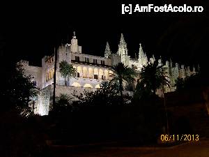 [P05] Palacio Real de la Almudaina, o frumusete luminata cum trebuie.  » foto by AnAlina*
 - 
<span class="allrVoted glyphicon glyphicon-heart hidden" id="av481551"></span>
<a class="m-l-10 hidden" id="sv481551" onclick="voting_Foto_DelVot(,481551,17664)" role="button">șterge vot <span class="glyphicon glyphicon-remove"></span></a>
<a id="v9481551" class=" c-red"  onclick="voting_Foto_SetVot(481551)" role="button"><span class="glyphicon glyphicon-heart-empty"></span> <b>LIKE</b> = Votează poza</a> <img class="hidden"  id="f481551W9" src="/imagini/loader.gif" border="0" /><span class="AjErrMes hidden" id="e481551ErM"></span>