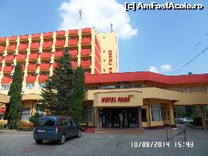 [P03] Hotelul și parcarea » foto by ungureanica
 - 
<span class="allrVoted glyphicon glyphicon-heart hidden" id="av570033"></span>
<a class="m-l-10 hidden" id="sv570033" onclick="voting_Foto_DelVot(,570033,17676)" role="button">șterge vot <span class="glyphicon glyphicon-remove"></span></a>
<a id="v9570033" class=" c-red"  onclick="voting_Foto_SetVot(570033)" role="button"><span class="glyphicon glyphicon-heart-empty"></span> <b>LIKE</b> = Votează poza</a> <img class="hidden"  id="f570033W9" src="/imagini/loader.gif" border="0" /><span class="AjErrMes hidden" id="e570033ErM"></span>