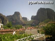 [P43] Excursie Meteora - stanca din mijloc poarta numele de Degetul Domnului » foto by deliutza27
 - 
<span class="allrVoted glyphicon glyphicon-heart hidden" id="av299332"></span>
<a class="m-l-10 hidden" id="sv299332" onclick="voting_Foto_DelVot(,299332,17685)" role="button">șterge vot <span class="glyphicon glyphicon-remove"></span></a>
<a id="v9299332" class=" c-red"  onclick="voting_Foto_SetVot(299332)" role="button"><span class="glyphicon glyphicon-heart-empty"></span> <b>LIKE</b> = Votează poza</a> <img class="hidden"  id="f299332W9" src="/imagini/loader.gif" border="0" /><span class="AjErrMes hidden" id="e299332ErM"></span>