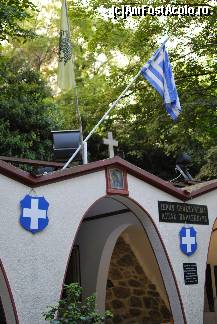 [P08] Valea Tempi - intrarea bisericii Sf. Paraschiva » foto by deliutza27
 - 
<span class="allrVoted glyphicon glyphicon-heart hidden" id="av299258"></span>
<a class="m-l-10 hidden" id="sv299258" onclick="voting_Foto_DelVot(,299258,17685)" role="button">șterge vot <span class="glyphicon glyphicon-remove"></span></a>
<a id="v9299258" class=" c-red"  onclick="voting_Foto_SetVot(299258)" role="button"><span class="glyphicon glyphicon-heart-empty"></span> <b>LIKE</b> = Votează poza</a> <img class="hidden"  id="f299258W9" src="/imagini/loader.gif" border="0" /><span class="AjErrMes hidden" id="e299258ErM"></span>