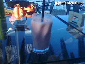 [P08] Frappe de capsune la barul in forma de nava » foto by costy69*
 - 
<span class="allrVoted glyphicon glyphicon-heart hidden" id="av572513"></span>
<a class="m-l-10 hidden" id="sv572513" onclick="voting_Foto_DelVot(,572513,17701)" role="button">șterge vot <span class="glyphicon glyphicon-remove"></span></a>
<a id="v9572513" class=" c-red"  onclick="voting_Foto_SetVot(572513)" role="button"><span class="glyphicon glyphicon-heart-empty"></span> <b>LIKE</b> = Votează poza</a> <img class="hidden"  id="f572513W9" src="/imagini/loader.gif" border="0" /><span class="AjErrMes hidden" id="e572513ErM"></span>