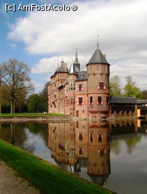 [P11] Castelul De Haar, un castel ca din povesti » foto by Radu Tudoran
 - 
<span class="allrVoted glyphicon glyphicon-heart hidden" id="av860328"></span>
<a class="m-l-10 hidden" id="sv860328" onclick="voting_Foto_DelVot(,860328,17711)" role="button">șterge vot <span class="glyphicon glyphicon-remove"></span></a>
<a id="v9860328" class=" c-red"  onclick="voting_Foto_SetVot(860328)" role="button"><span class="glyphicon glyphicon-heart-empty"></span> <b>LIKE</b> = Votează poza</a> <img class="hidden"  id="f860328W9" src="/imagini/loader.gif" border="0" /><span class="AjErrMes hidden" id="e860328ErM"></span>