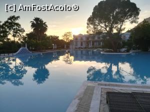 [P32] Kamena Vourla - hotel Mitsis Galini » foto by Cris
 - 
<span class="allrVoted glyphicon glyphicon-heart hidden" id="av859814"></span>
<a class="m-l-10 hidden" id="sv859814" onclick="voting_Foto_DelVot(,859814,17719)" role="button">șterge vot <span class="glyphicon glyphicon-remove"></span></a>
<a id="v9859814" class=" c-red"  onclick="voting_Foto_SetVot(859814)" role="button"><span class="glyphicon glyphicon-heart-empty"></span> <b>LIKE</b> = Votează poza</a> <img class="hidden"  id="f859814W9" src="/imagini/loader.gif" border="0" /><span class="AjErrMes hidden" id="e859814ErM"></span>