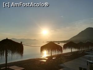 [P50] Kamena Vourla - plaja Camino » foto by Cris
 - 
<span class="allrVoted glyphicon glyphicon-heart hidden" id="av859832"></span>
<a class="m-l-10 hidden" id="sv859832" onclick="voting_Foto_DelVot(,859832,17719)" role="button">șterge vot <span class="glyphicon glyphicon-remove"></span></a>
<a id="v9859832" class=" c-red"  onclick="voting_Foto_SetVot(859832)" role="button"><span class="glyphicon glyphicon-heart-empty"></span> <b>LIKE</b> = Votează poza</a> <img class="hidden"  id="f859832W9" src="/imagini/loader.gif" border="0" /><span class="AjErrMes hidden" id="e859832ErM"></span>