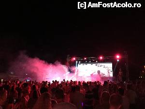 [P07] white sensation beach party » foto by crysss
 - 
<span class="allrVoted glyphicon glyphicon-heart hidden" id="av634221"></span>
<a class="m-l-10 hidden" id="sv634221" onclick="voting_Foto_DelVot(,634221,17723)" role="button">șterge vot <span class="glyphicon glyphicon-remove"></span></a>
<a id="v9634221" class=" c-red"  onclick="voting_Foto_SetVot(634221)" role="button"><span class="glyphicon glyphicon-heart-empty"></span> <b>LIKE</b> = Votează poza</a> <img class="hidden"  id="f634221W9" src="/imagini/loader.gif" border="0" /><span class="AjErrMes hidden" id="e634221ErM"></span>