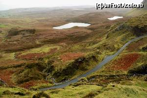 [P26] Ochiuri de apă pe Quiraing. Mă întreb ce culoare are totul în jur primăvara...  » foto by ariciu*
 - 
<span class="allrVoted glyphicon glyphicon-heart hidden" id="av575223"></span>
<a class="m-l-10 hidden" id="sv575223" onclick="voting_Foto_DelVot(,575223,17740)" role="button">șterge vot <span class="glyphicon glyphicon-remove"></span></a>
<a id="v9575223" class=" c-red"  onclick="voting_Foto_SetVot(575223)" role="button"><span class="glyphicon glyphicon-heart-empty"></span> <b>LIKE</b> = Votează poza</a> <img class="hidden"  id="f575223W9" src="/imagini/loader.gif" border="0" /><span class="AjErrMes hidden" id="e575223ErM"></span>