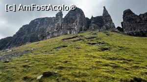 [P17] Quiraing - The Prison” și The Needle” » foto by Mika
 - 
<span class="allrVoted glyphicon glyphicon-heart hidden" id="av1487251"></span>
<a class="m-l-10 hidden" id="sv1487251" onclick="voting_Foto_DelVot(,1487251,17740)" role="button">șterge vot <span class="glyphicon glyphicon-remove"></span></a>
<a id="v91487251" class=" c-red"  onclick="voting_Foto_SetVot(1487251)" role="button"><span class="glyphicon glyphicon-heart-empty"></span> <b>LIKE</b> = Votează poza</a> <img class="hidden"  id="f1487251W9" src="/imagini/loader.gif" border="0" /><span class="AjErrMes hidden" id="e1487251ErM"></span>