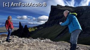 [P38] Noi și Old Man of Storr » foto by Mika
 - 
<span class="allrVoted glyphicon glyphicon-heart hidden" id="av1487272"></span>
<a class="m-l-10 hidden" id="sv1487272" onclick="voting_Foto_DelVot(,1487272,17740)" role="button">șterge vot <span class="glyphicon glyphicon-remove"></span></a>
<a id="v91487272" class=" c-red"  onclick="voting_Foto_SetVot(1487272)" role="button"><span class="glyphicon glyphicon-heart-empty"></span> <b>LIKE</b> = Votează poza</a> <img class="hidden"  id="f1487272W9" src="/imagini/loader.gif" border="0" /><span class="AjErrMes hidden" id="e1487272ErM"></span>