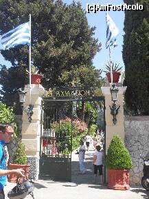 [P02] Intrarea la Palatul Achillion,din insula Corfu » foto by georgiana
 - 
<span class="allrVoted glyphicon glyphicon-heart hidden" id="av273492"></span>
<a class="m-l-10 hidden" id="sv273492" onclick="voting_Foto_DelVot(,273492,17783)" role="button">șterge vot <span class="glyphicon glyphicon-remove"></span></a>
<a id="v9273492" class=" c-red"  onclick="voting_Foto_SetVot(273492)" role="button"><span class="glyphicon glyphicon-heart-empty"></span> <b>LIKE</b> = Votează poza</a> <img class="hidden"  id="f273492W9" src="/imagini/loader.gif" border="0" /><span class="AjErrMes hidden" id="e273492ErM"></span>