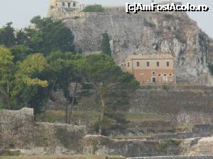 [P03] turn de apărare, inainte de intrarea în portul din Corfu. » foto by carmenvieru11
 - 
<span class="allrVoted glyphicon glyphicon-heart hidden" id="av699417"></span>
<a class="m-l-10 hidden" id="sv699417" onclick="voting_Foto_DelVot(,699417,17783)" role="button">șterge vot <span class="glyphicon glyphicon-remove"></span></a>
<a id="v9699417" class=" c-red"  onclick="voting_Foto_SetVot(699417)" role="button"><span class="glyphicon glyphicon-heart-empty"></span> <b>LIKE</b> = Votează poza</a> <img class="hidden"  id="f699417W9" src="/imagini/loader.gif" border="0" /><span class="AjErrMes hidden" id="e699417ErM"></span>