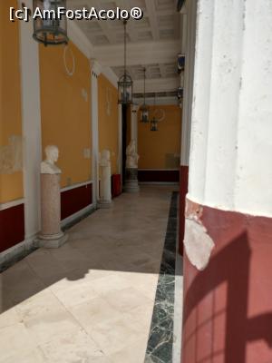 [P92] Galeria Înțelepților. » foto by maryka
 - 
<span class="allrVoted glyphicon glyphicon-heart hidden" id="av1246993"></span>
<a class="m-l-10 hidden" id="sv1246993" onclick="voting_Foto_DelVot(,1246993,17783)" role="button">șterge vot <span class="glyphicon glyphicon-remove"></span></a>
<a id="v91246993" class=" c-red"  onclick="voting_Foto_SetVot(1246993)" role="button"><span class="glyphicon glyphicon-heart-empty"></span> <b>LIKE</b> = Votează poza</a> <img class="hidden"  id="f1246993W9" src="/imagini/loader.gif" border="0" /><span class="AjErrMes hidden" id="e1246993ErM"></span>