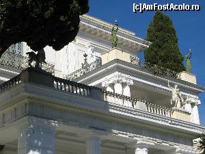 [P27] Palatul Achilleion, Corfu » foto by vlado2
 - 
<span class="allrVoted glyphicon glyphicon-heart hidden" id="av578920"></span>
<a class="m-l-10 hidden" id="sv578920" onclick="voting_Foto_DelVot(,578920,17783)" role="button">șterge vot <span class="glyphicon glyphicon-remove"></span></a>
<a id="v9578920" class=" c-red"  onclick="voting_Foto_SetVot(578920)" role="button"><span class="glyphicon glyphicon-heart-empty"></span> <b>LIKE</b> = Votează poza</a> <img class="hidden"  id="f578920W9" src="/imagini/loader.gif" border="0" /><span class="AjErrMes hidden" id="e578920ErM"></span>