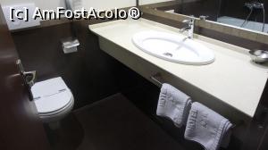 [P09] baia din camera de hotel » foto by silvia tudoran
 - 
<span class="allrVoted glyphicon glyphicon-heart hidden" id="av803419"></span>
<a class="m-l-10 hidden" id="sv803419" onclick="voting_Foto_DelVot(,803419,17784)" role="button">șterge vot <span class="glyphicon glyphicon-remove"></span></a>
<a id="v9803419" class=" c-red"  onclick="voting_Foto_SetVot(803419)" role="button"><span class="glyphicon glyphicon-heart-empty"></span> <b>LIKE</b> = Votează poza</a> <img class="hidden"  id="f803419W9" src="/imagini/loader.gif" border="0" /><span class="AjErrMes hidden" id="e803419ErM"></span>